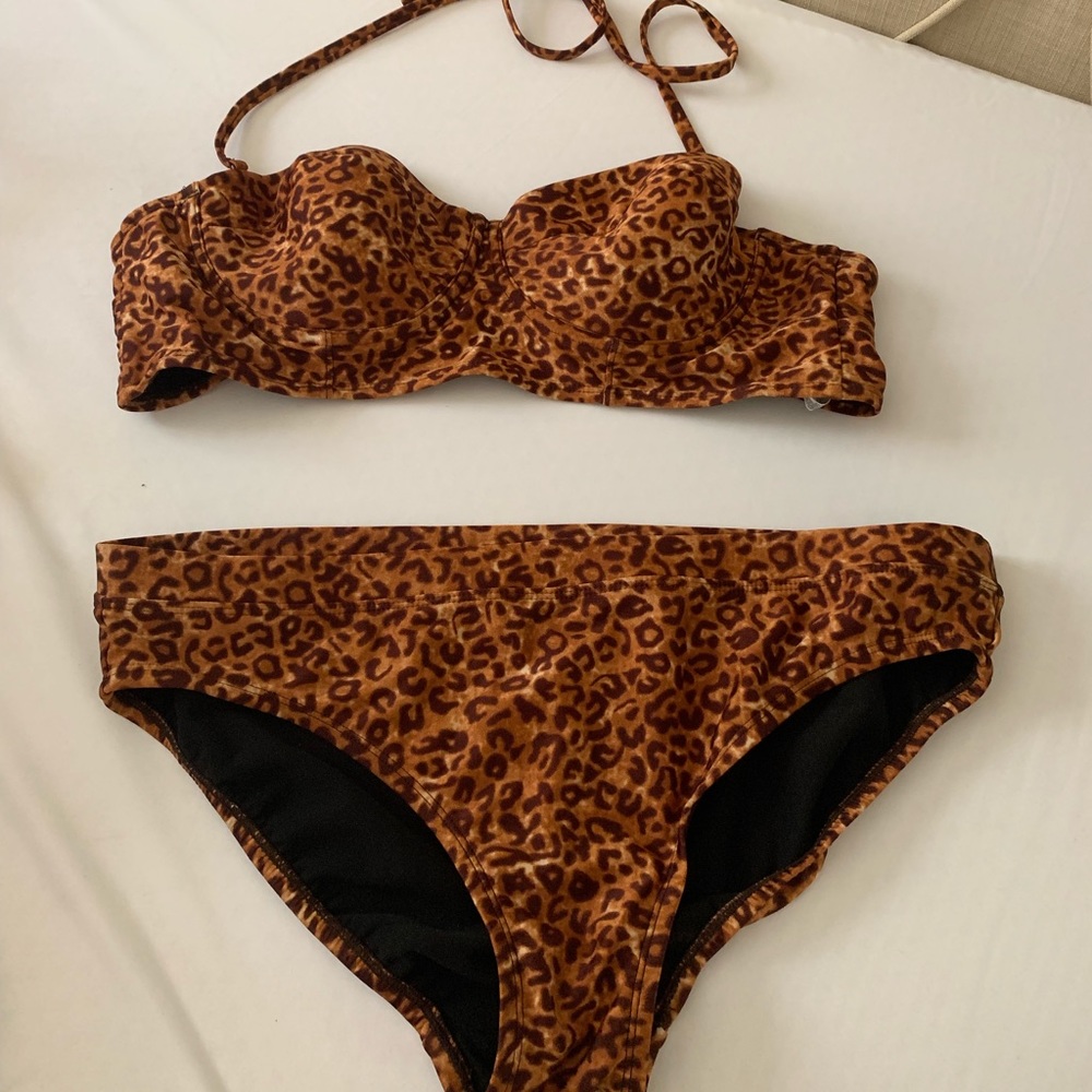 Bathing suite